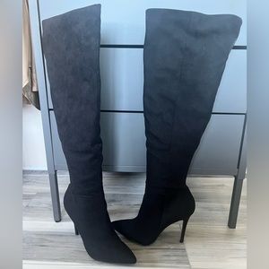 BRAND NEW Penny Loves Kenny Thigh High Boots